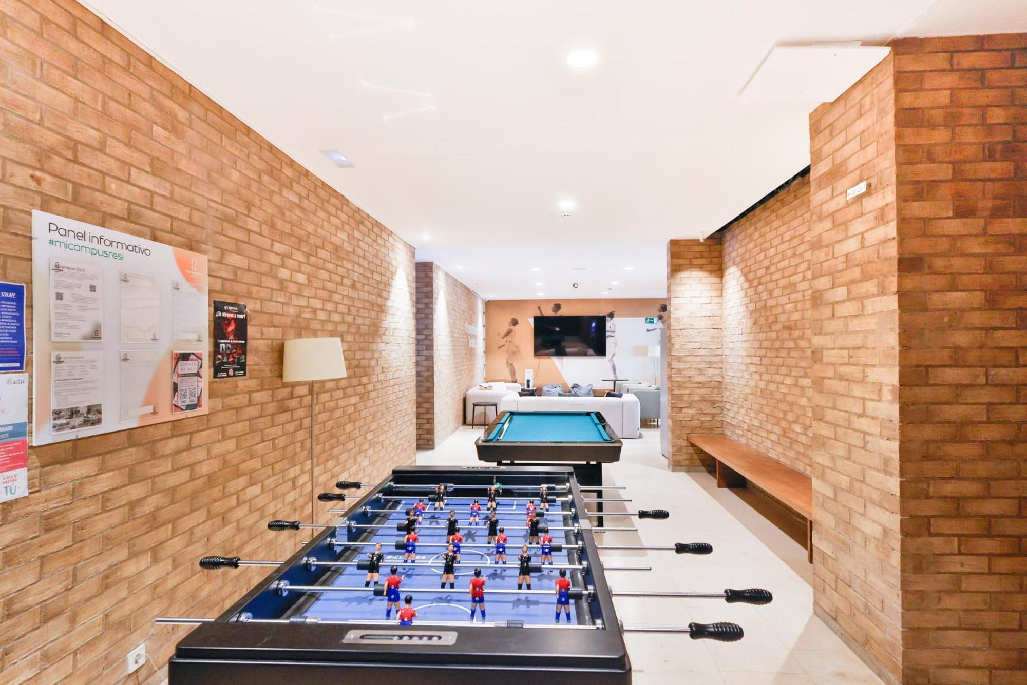 Micampus Pamplona Student Residence Ngoại thất bức ảnh